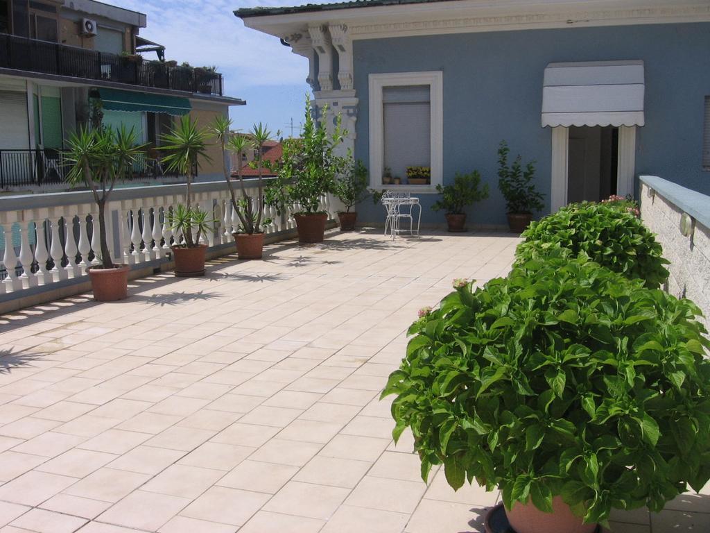 Hotel Garden В'яреджо Екстер'єр фото